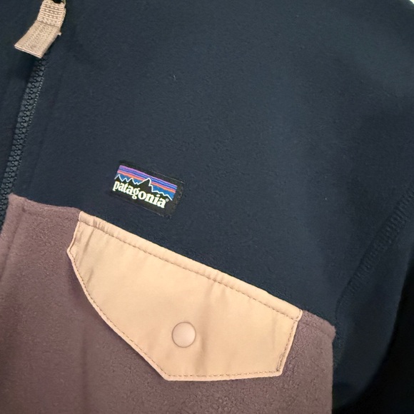 Girls NWT Patagonia Fleece Jacket- medium(10) - Picture 2 of 5